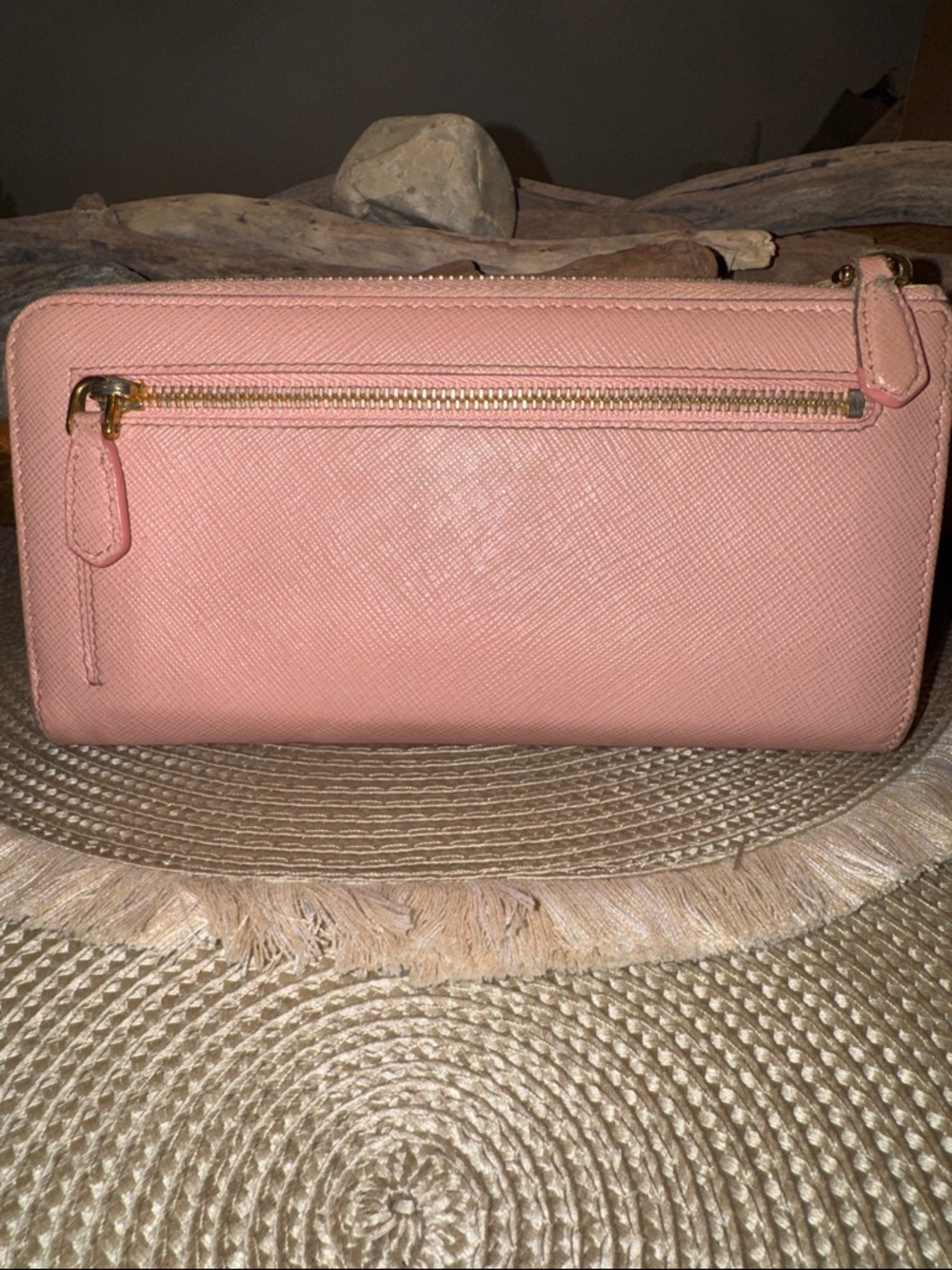 Prada Dusty Pink Saffiano Bow Zip Wallet - Picture 2 of 5